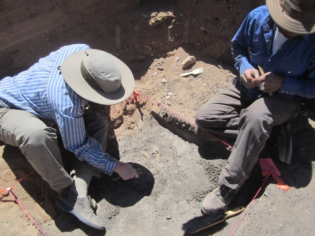 Stacey Bennett and Chris Merriman starting to uncover the bison innominate in Unit 5-1.